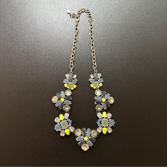 Stella & Dot Silvertone Multicolored Crystal Cluster Bib Necklace - Picture 1 of 12
